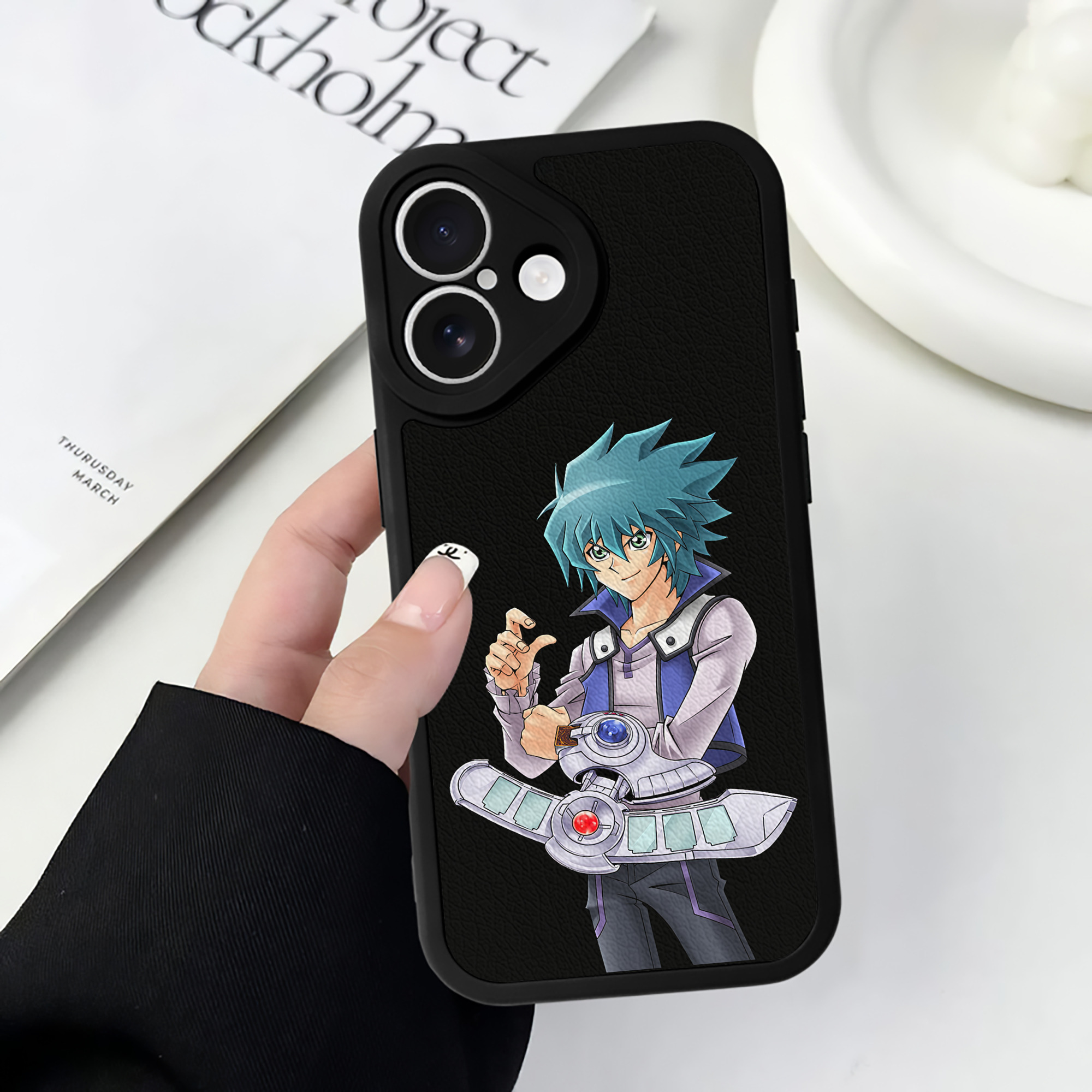遊☆戯☆王 Yu-Gi-Oh! 【iPhone 16シリーズ対応】シリコンスマホケース（レザー調） 材質：シリコン
